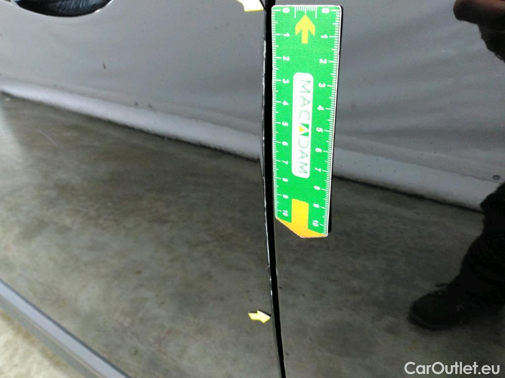  Peugeot  2008 PEUGEOT  5p Crossover BlueHDi 100 ¤6.c SandS ALLURE BU #14