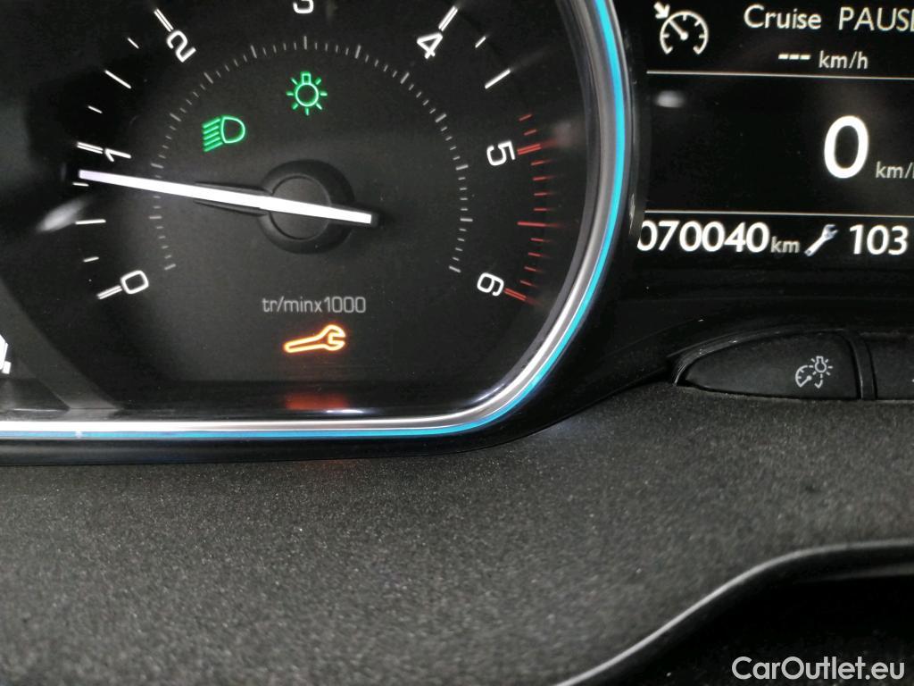  Peugeot  2008 PEUGEOT  5p Crossover BlueHDi 100 ¤6.c SandS ALLURE BU #20