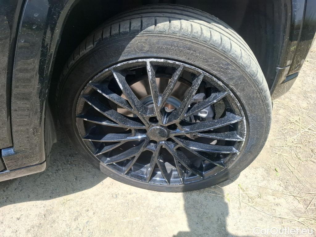  Jeep  Compass JEEP  / 2021 / 5P / SUV 1.3 TURBO T4 240 4XE S #40