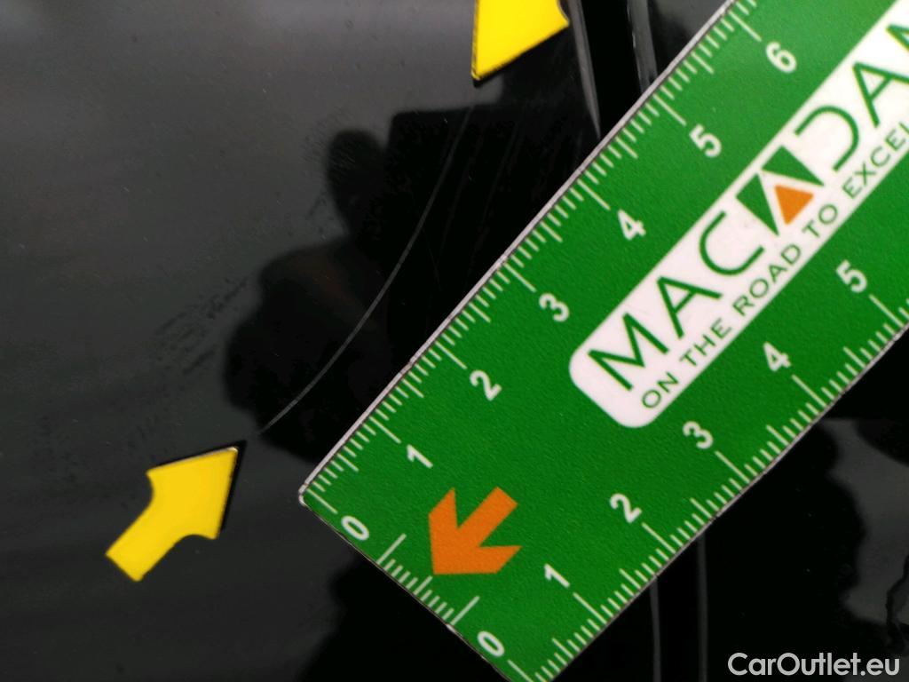  Peugeot  2008 PEUGEOT  5p Crossover BlueHDi 100 ¤6.c SandS ALLURE BU #24