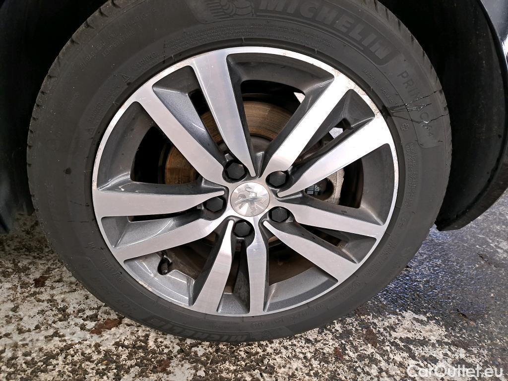  Peugeot  308  Allure 1.2 PureTech 130CV BVA8 E6d #21