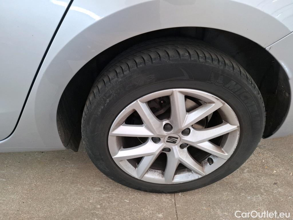  Seat  Leon SEAT  Sportstourer / 2020 / 5P / Break 2.0 TDI 150 DSG S&S Style Business #9