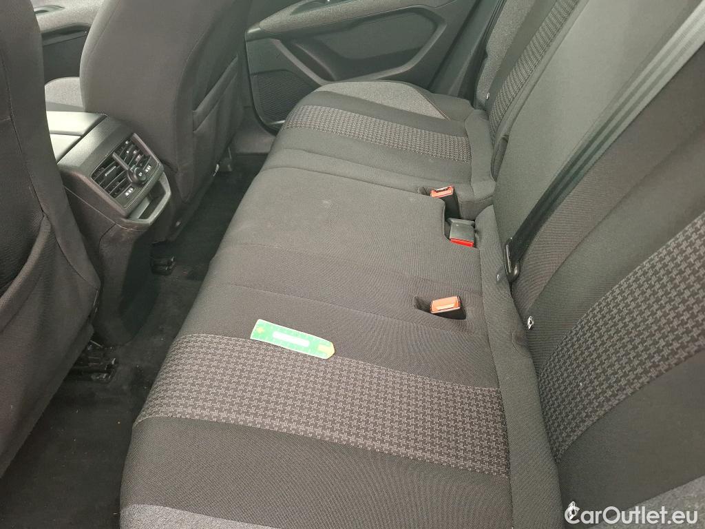  Peugeot  3008  II Active Pack 1.5 HDi 130CV BVA8 E6d #19