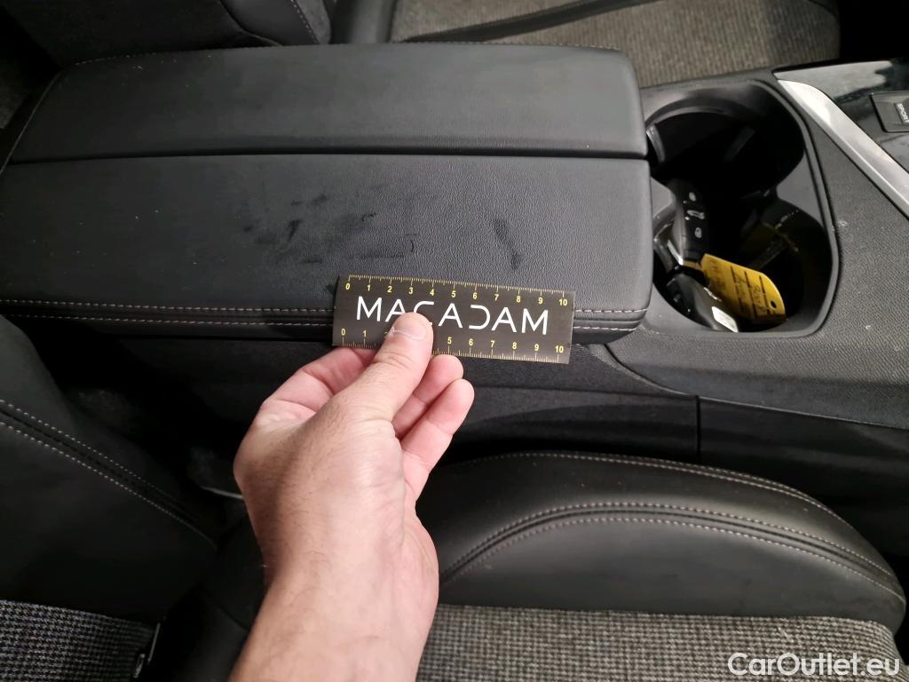  Peugeot  3008  Allure Business 1.5 HDi 130CV BVA8 E6d #50