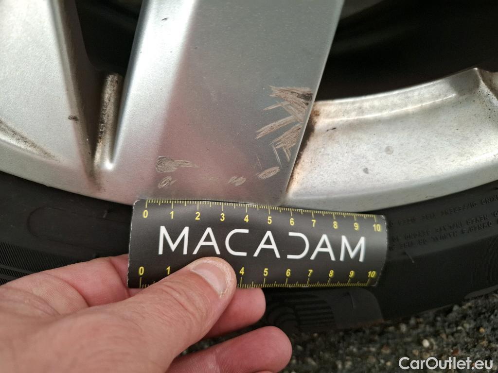  Peugeot  5008  Active Business 1.2 PureTech 130CV BVA8 E6d #15