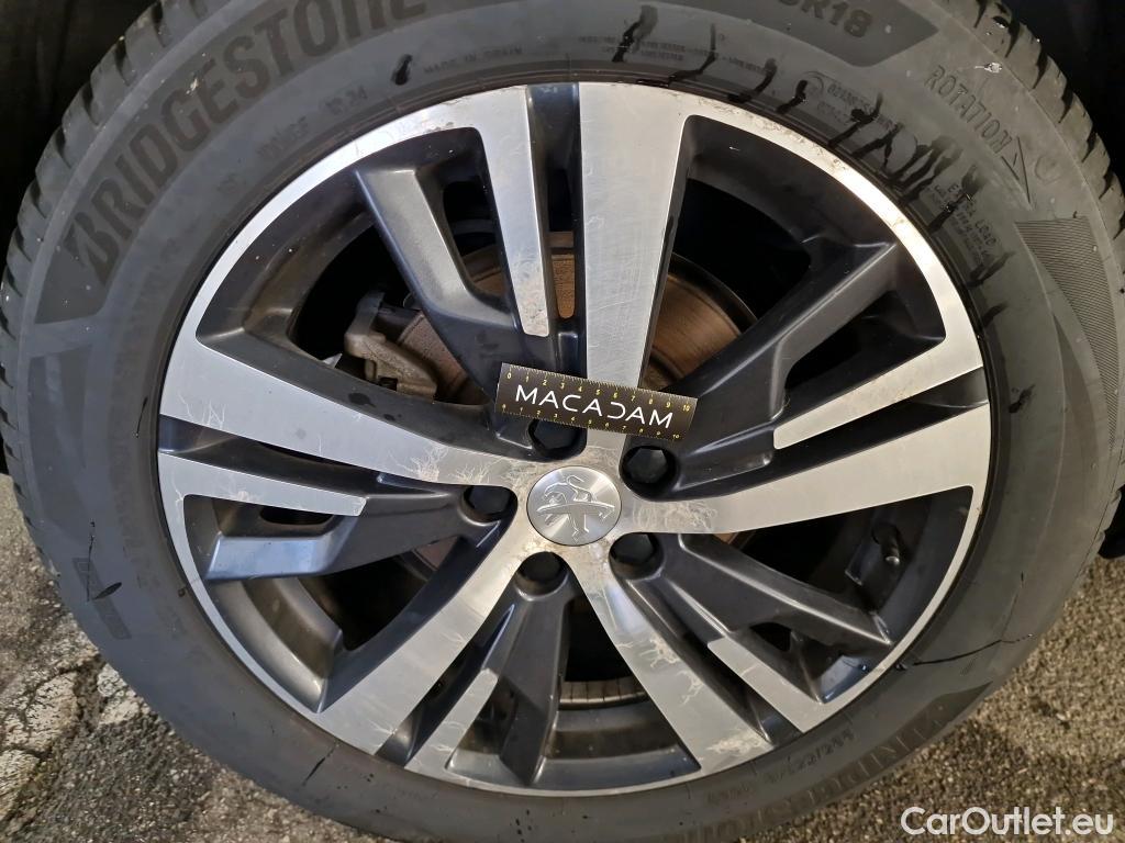  Peugeot  3008  Allure Business 1.5 HDi 130CV BVA8 E6d #18