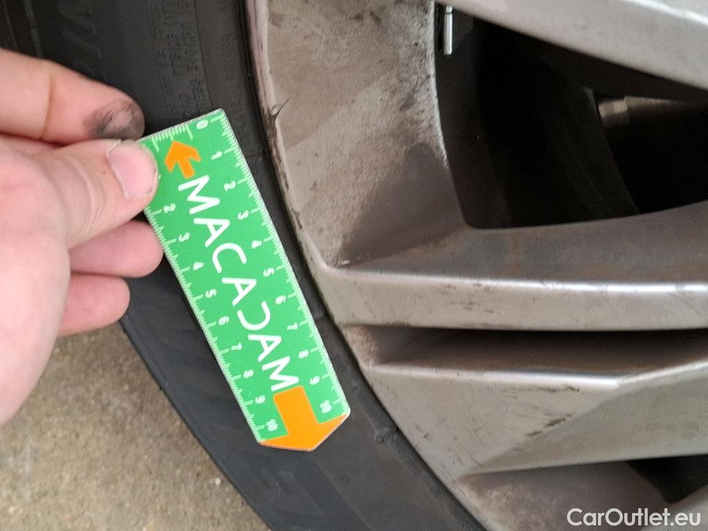  Peugeot  508 PEUGEOT  / 2018 / 5P / Berline PureTech 130 S&S EAT8 Active Pack #60