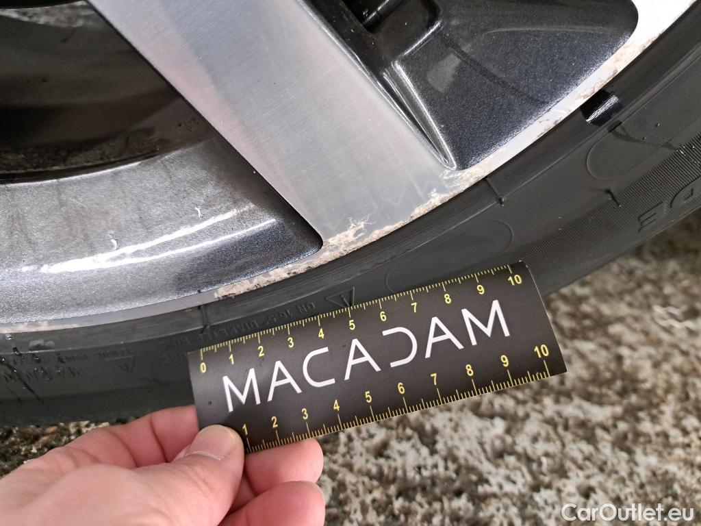  Peugeot  308  Allure 1.2 PureTech 130CV BVA8 E6d #30