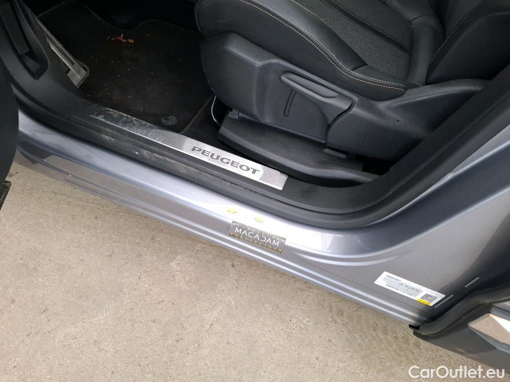  Peugeot  5008  GT Line 1.6 PureTech 180CV BVA8 7 Sieges E6dT #15