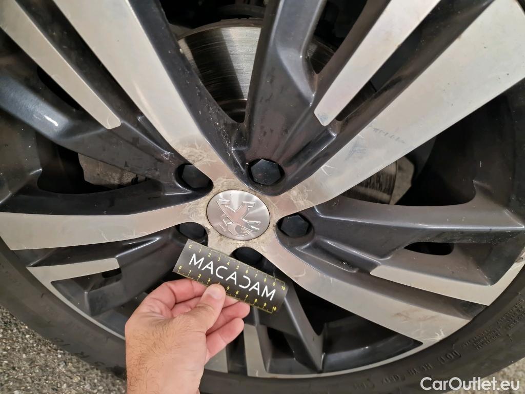  Peugeot  3008  Allure Business 1.5 HDi 130CV BVA8 E6d #33