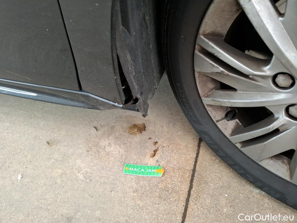  Peugeot  508 PEUGEOT  / 2018 / 5P / Berline PureTech 130 S&S EAT8 Active Pack #51