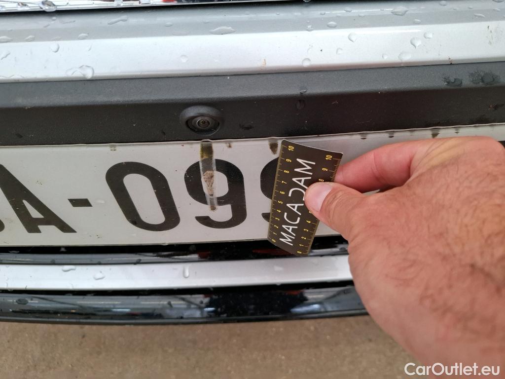  Volkswagen  Tiguan VOLKSWAGEN  / 2020 / 5P / SUV 2.0 TDI 150 DSG7 R-Line #22