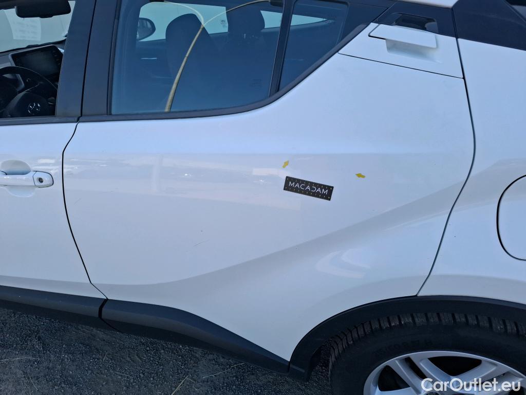  Toyota  C-HR TOYOTA  / 2016 / 5P / SUV 2.0 HYBRIDE 184 DYN BUS STAGE ACA / VO RECONDITIONNE - PHOTOS AVANT RECONDITIONNEMENT #1
