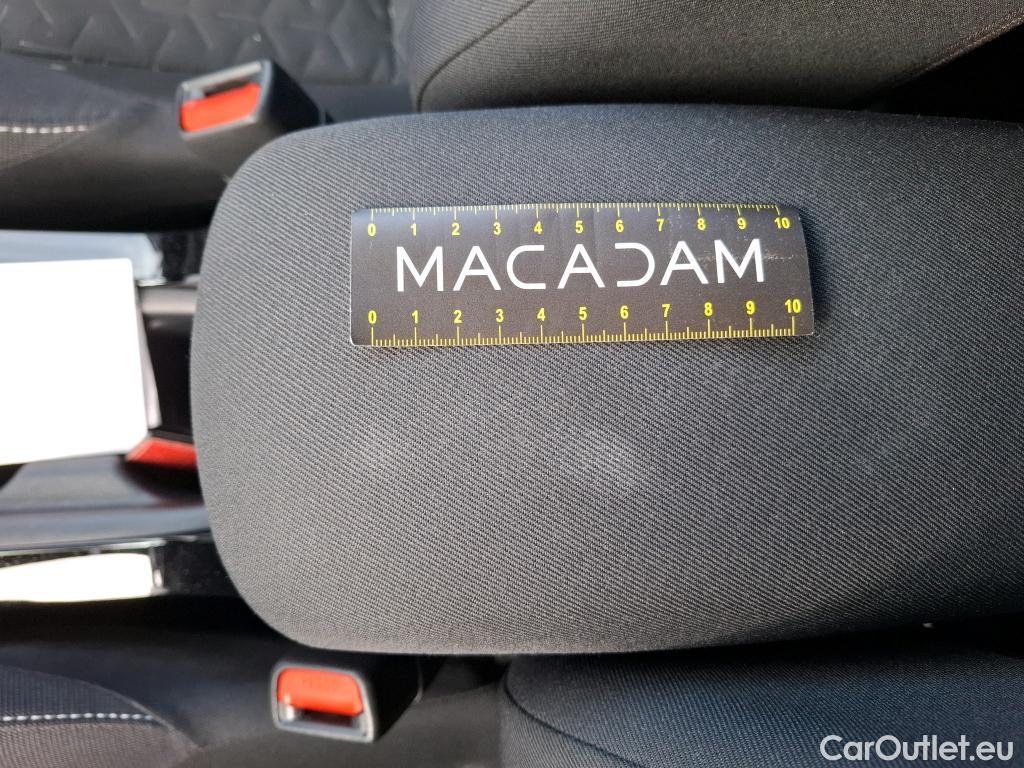  Toyota  Corolla TOYOTA  Touring Sports / 2018 / 5P / Break Hybride 122h Dynamic Business Stage Acad #17