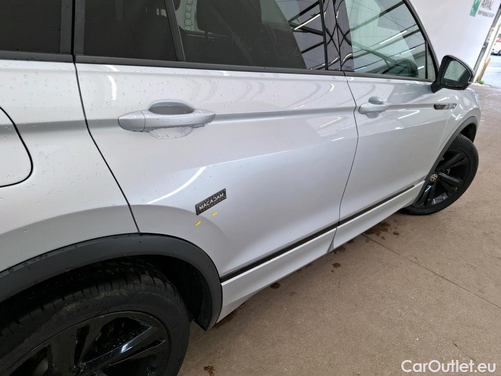  Volkswagen  Tiguan VOLKSWAGEN  / 2020 / 5P / SUV 2.0 TDI 150 DSG7 R-Line #13