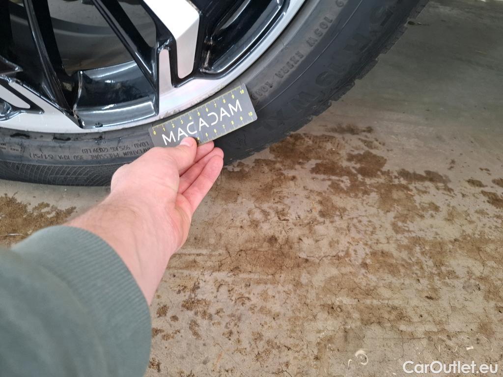  Toyota  RAV4 TOYOTA  Hybride / 2020 / 5P / SUV Hybrid Rechargeable AWD Collection #28