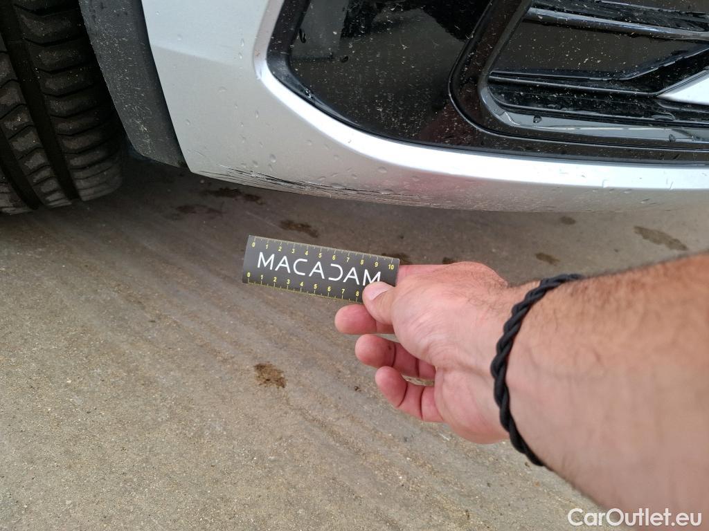  Volkswagen  Tiguan VOLKSWAGEN  / 2020 / 5P / SUV 2.0 TDI 150 DSG7 R-Line #20