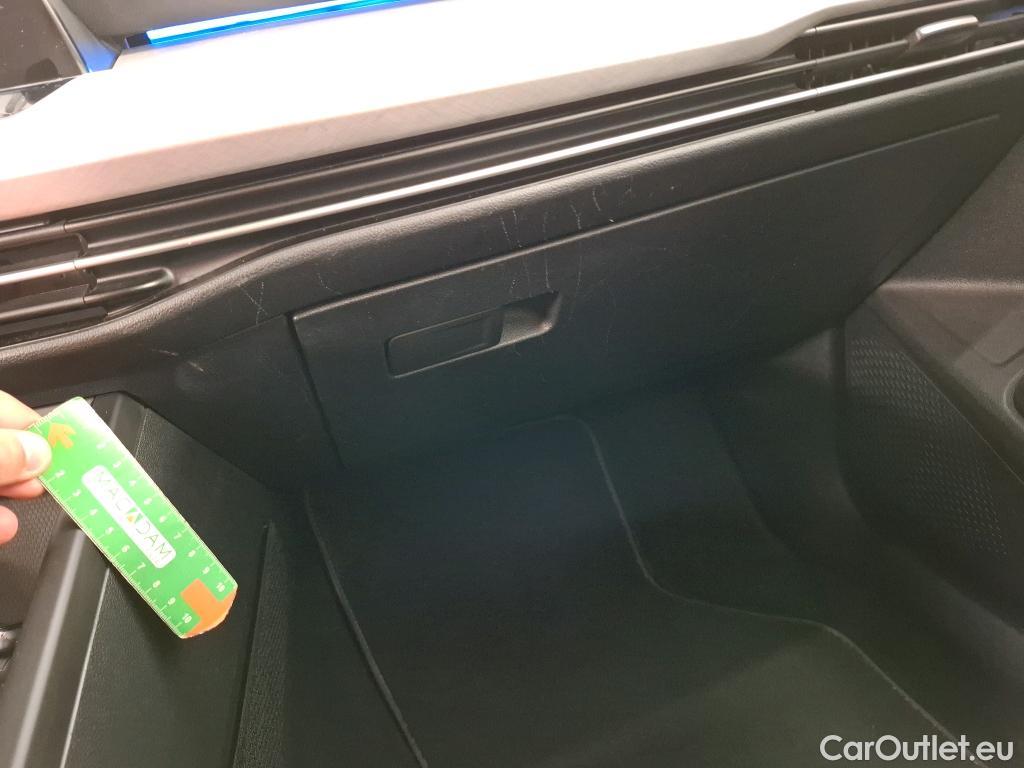  Volkswagen  Golf  VOLKSWAGEN / 2020 / 5P / Berline 1.0 TSI OPF 110 BVM6 Life Busi #7