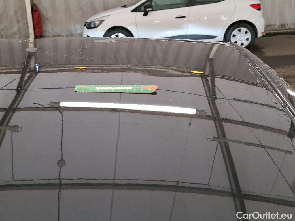  Volkswagen  Golf  VOLKSWAGEN / 2020 / 5P / Berline 1.0 TSI OPF 110 BVM6 Life Busi #4