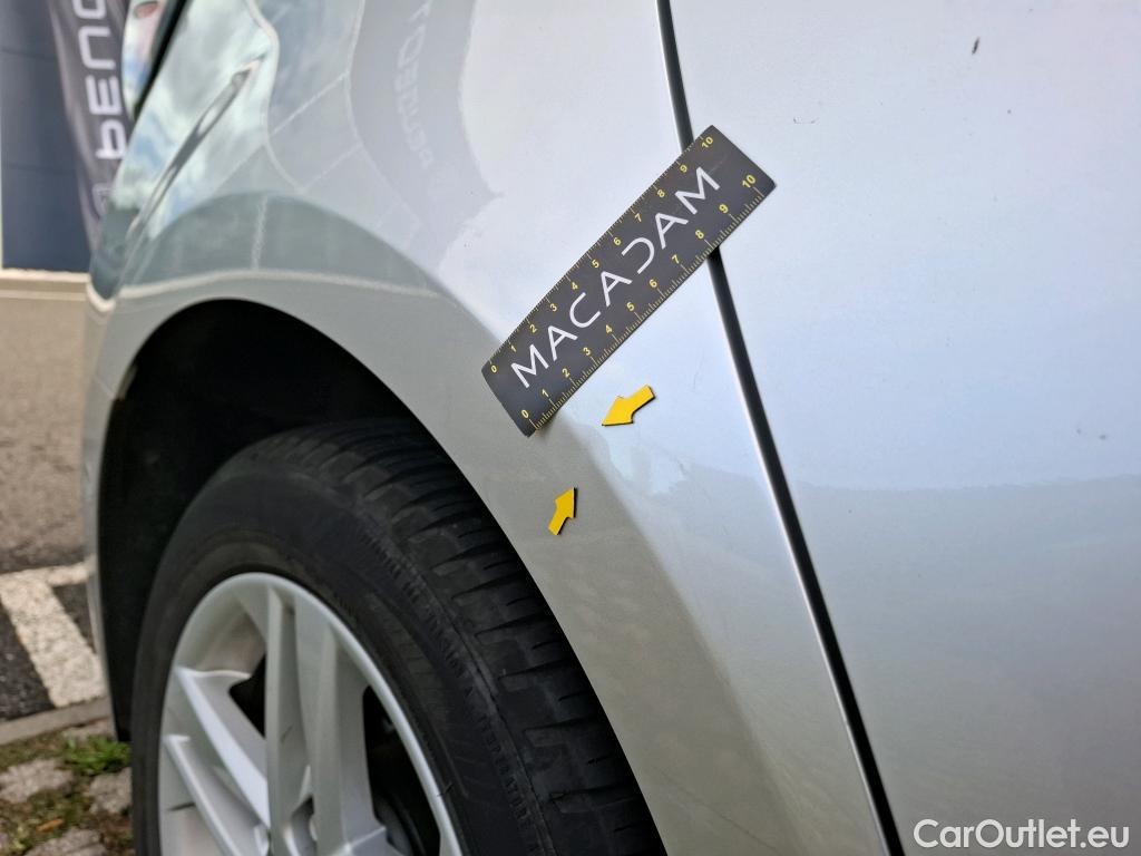  Toyota  Corolla TOYOTA  Touring Sports / 2018 / 5P / Break Hybride 122h Dynamic Business Stage Acad #12