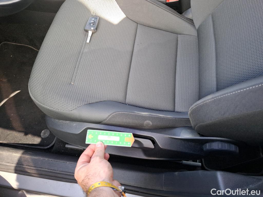  Volkswagen  Golf  VII Berline Confortline Business BMT 1.6 TDI 115CV BVM5 E6dT #16