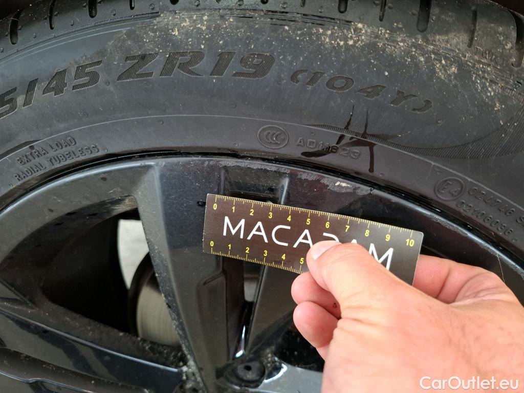  Volkswagen  Tiguan VOLKSWAGEN  / 2020 / 5P / SUV 2.0 TDI 150 DSG7 R-Line #7