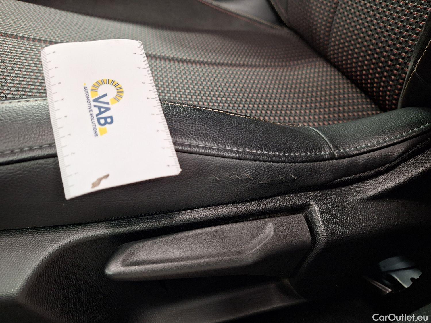  Citroen  DS3 DS,  CB '19, DS 3 Crossback BlueHDi 100 Manual PERFORMANCE Line #2