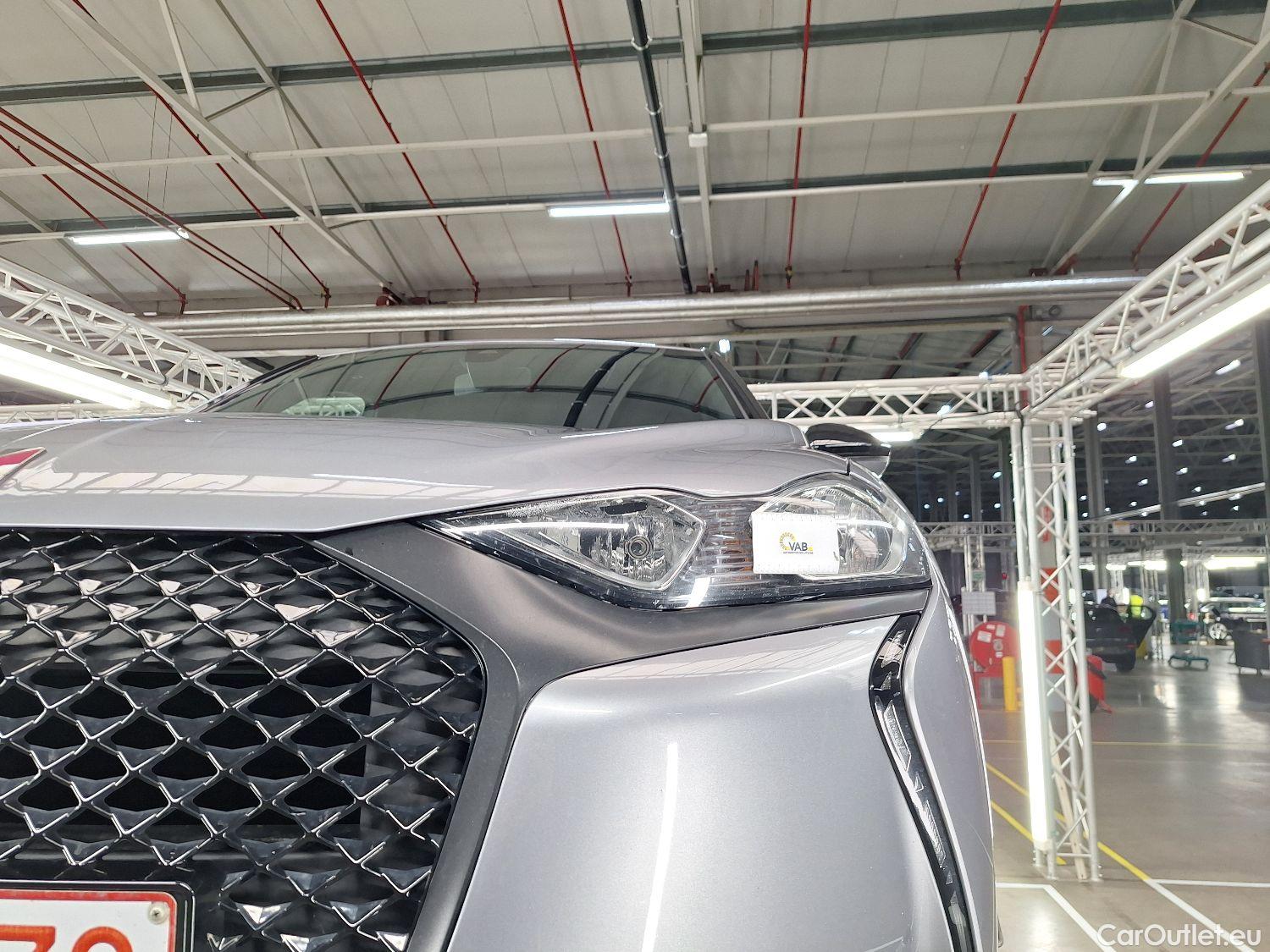  Citroen  DS3 DS,  CB '19, DS 3 Crossback BlueHDi 100 Manual PERFORMANCE Line #3