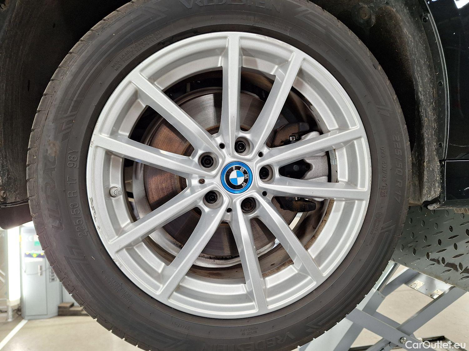  Bmw  Serie 3 BMW, 3-serie To. '18 PHEV, BMW 3 Reeks Touring 320e xDrive (150 kW) 5d #6