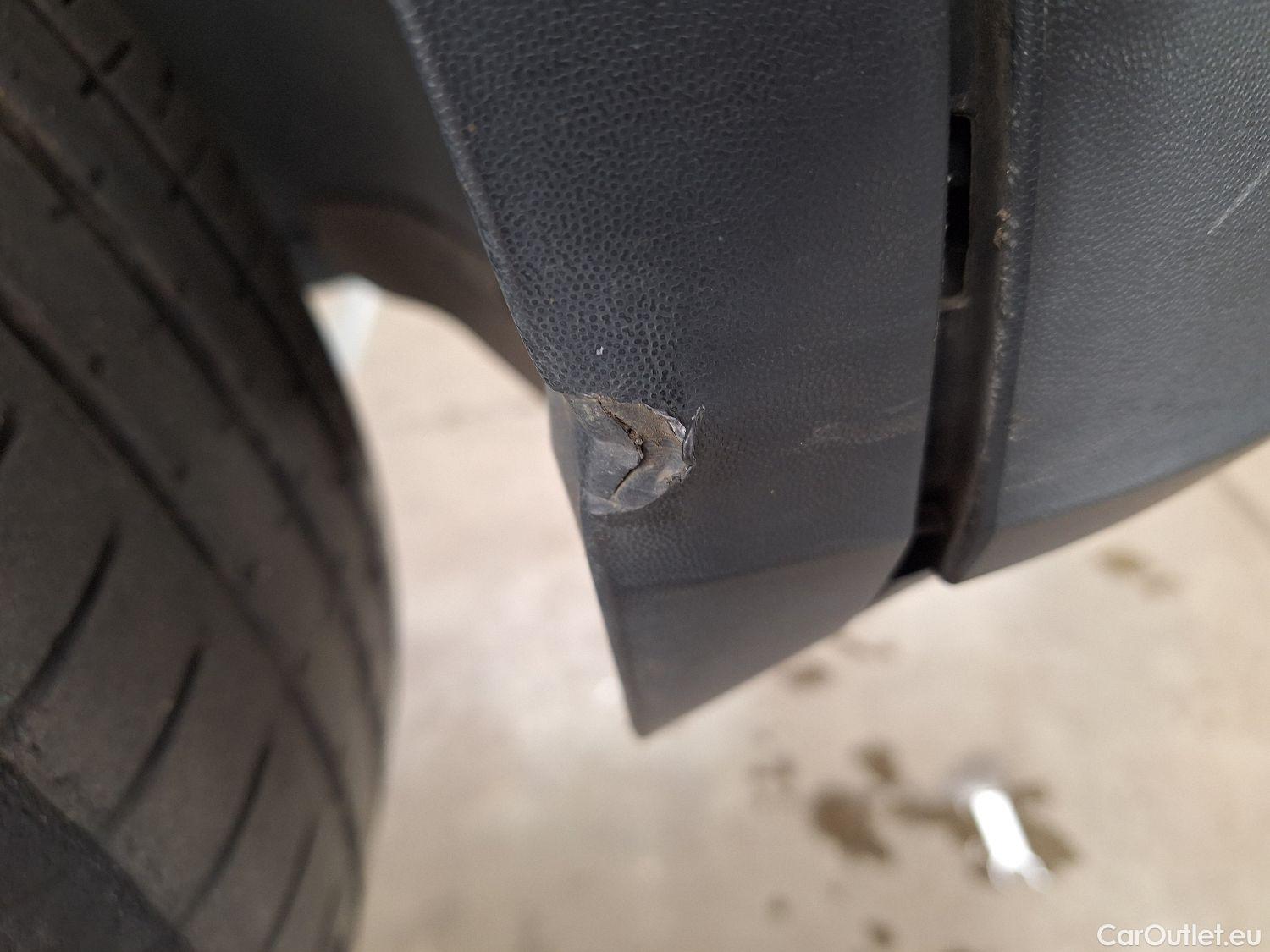  Volkswagen  T-ROC VW,  '17, Volkswagen  1.5 TSI Style DSG 5d #2