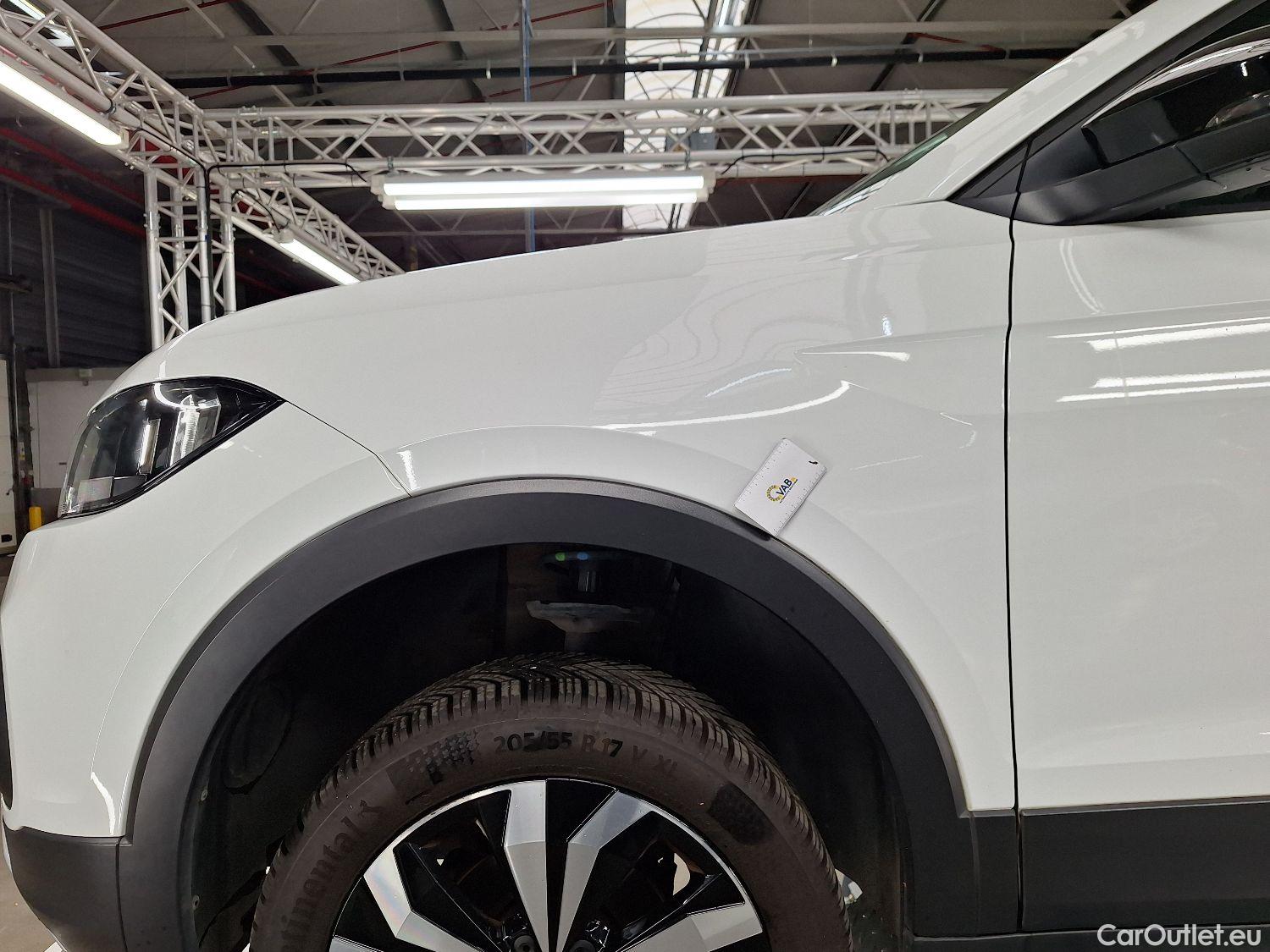  Volkswagen  T-CROSS Volkswagen  1.0 TSI Life 5d #15