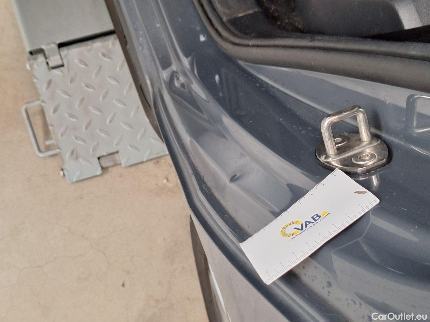  Volkswagen  Touran VW,  '15, Volkswagen  1.5 TSi Highline DSG 5d 7pl #3