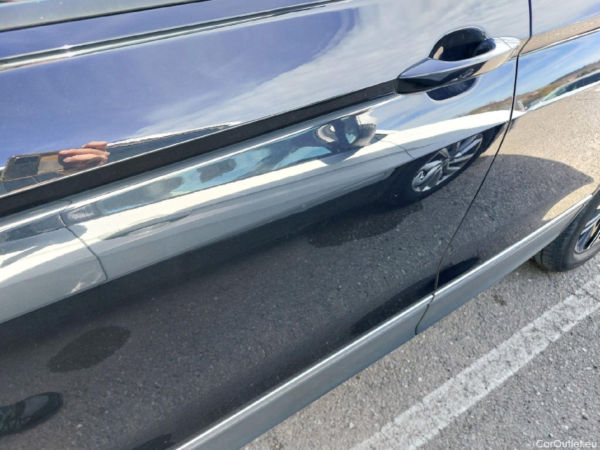  Volkswagen  Tiguan VOLKSWAGEN  / 2020 / 5P / todoterreno Life 2.0 TDI 110kW (150CV) DSG (AC2) #5