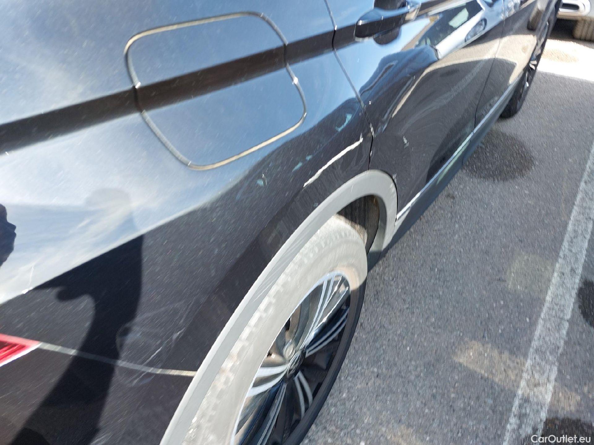  Volkswagen  Tiguan VOLKSWAGEN  / 2020 / 5P / todoterreno Life 2.0 TDI 110kW (150CV) DSG (AC2) #16