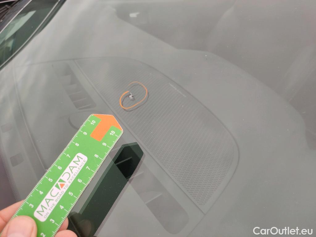  Volvo  XC 40 VOLVO XC40 / 2017 / 5P / todoterreno 2.0 B4 G AWD R-Design Auto #25