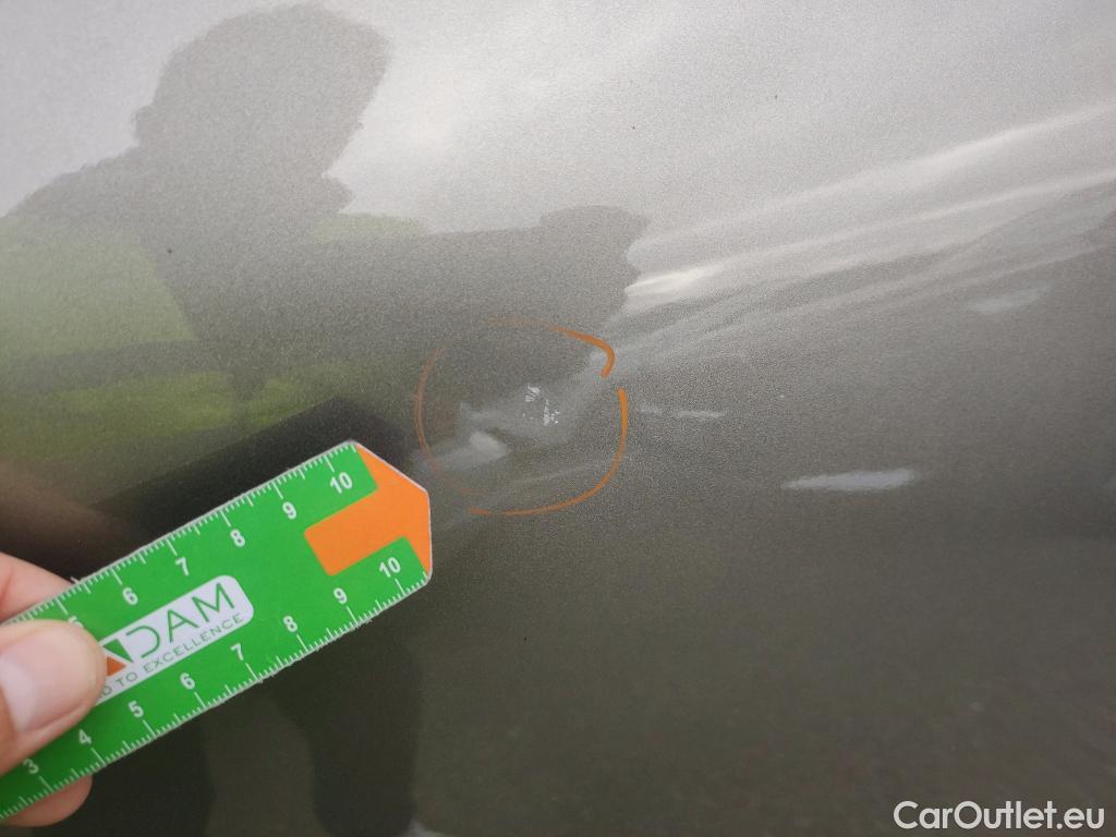  Volvo  XC 40 VOLVO XC40 / 2017 / 5P / todoterreno 2.0 B4 G AWD R-Design Auto #6