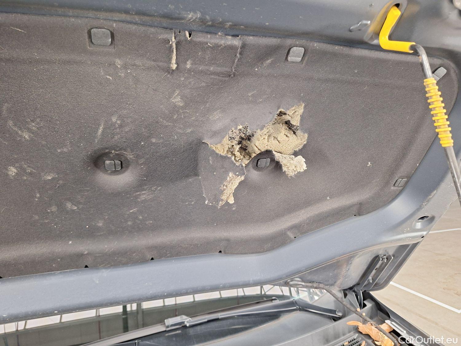  Volkswagen  T-ROC VW,  '17, Volkswagen  1.0 TSI Style 5d #44