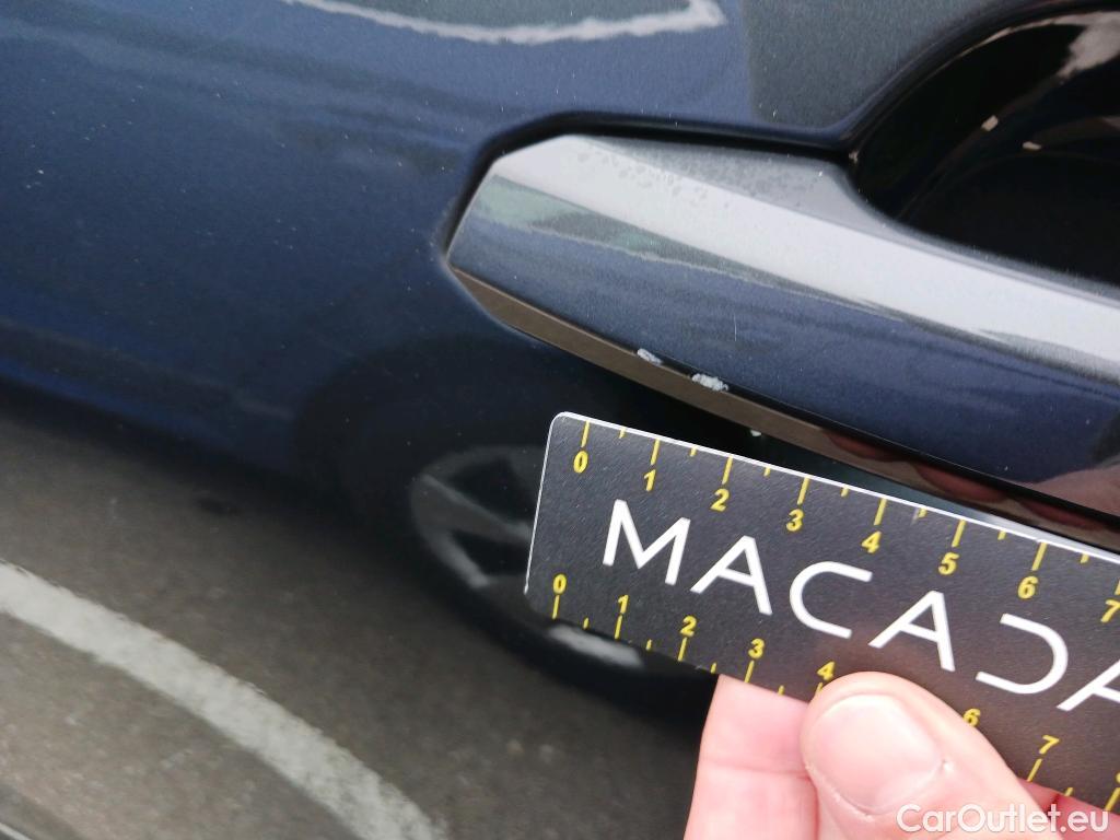  Audi  Q5 AUDI  / 2016 / 5P / todoterreno Design 35 TDI 120kW S tronic (AC) #22