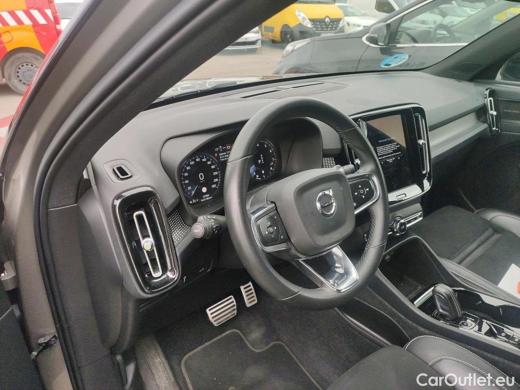  Volvo  XC 40 VOLVO XC40 / 2017 / 5P / todoterreno 2.0 B4 G AWD R-Design Auto #44