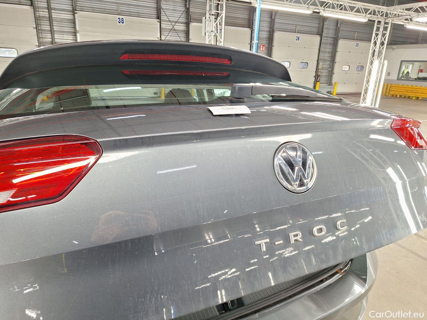  Volkswagen  T-ROC VW,  '17, Volkswagen  1.0 TSI Style 5d #37