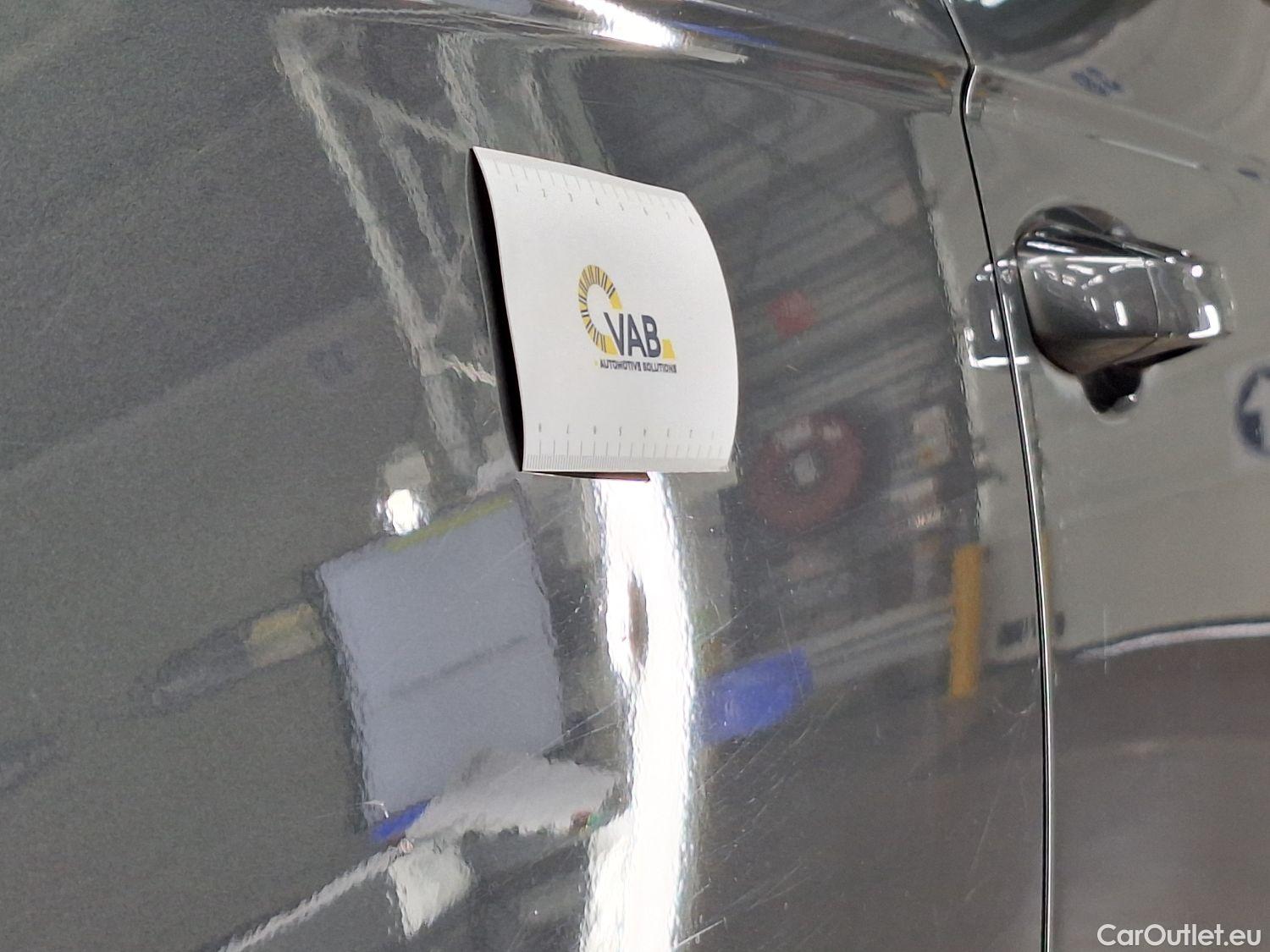  Volkswagen  T-ROC VW,  '17, Volkswagen  1.0 TSI Style 5d #9