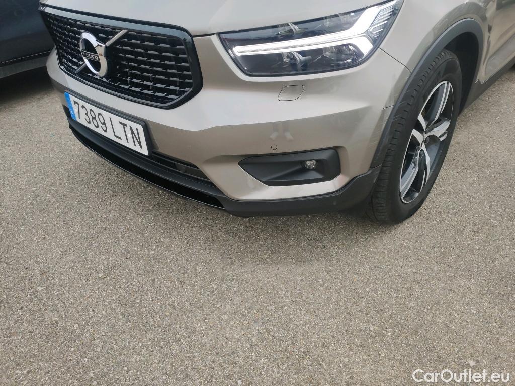  Volvo  XC 40 VOLVO XC40 / 2017 / 5P / todoterreno 2.0 B4 G AWD R-Design Auto #52