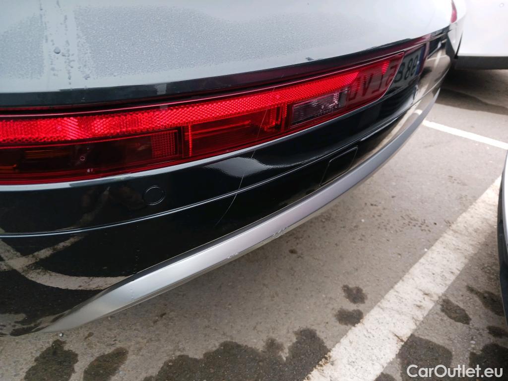  Audi  Q5 AUDI  / 2016 / 5P / todoterreno Design 35 TDI 120kW S tronic (AC) #35