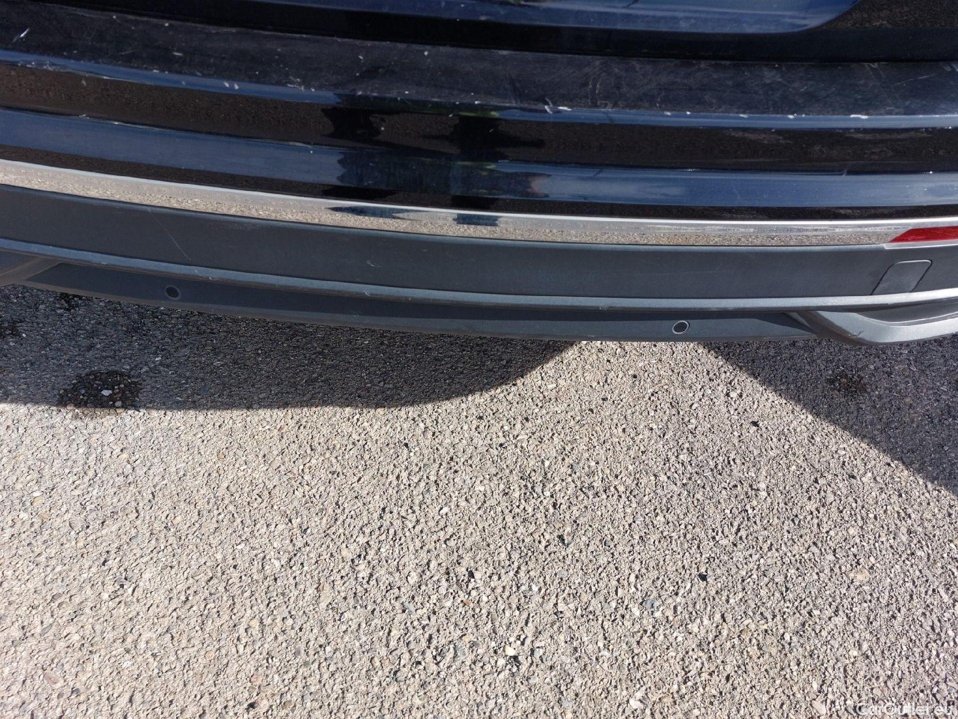  Volkswagen  Tiguan VOLKSWAGEN  / 2020 / 5P / todoterreno Life 2.0 TDI 110kW (150CV) DSG (AC2) #15