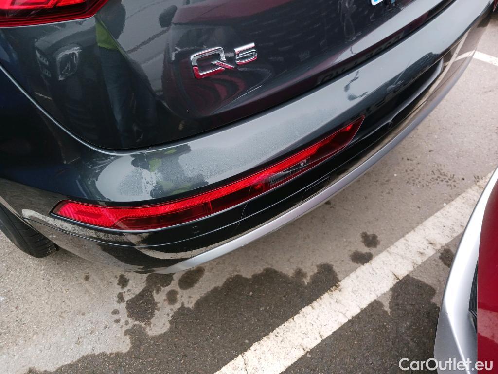  Audi  Q5 AUDI  / 2016 / 5P / todoterreno Design 35 TDI 120kW S tronic (AC) #13