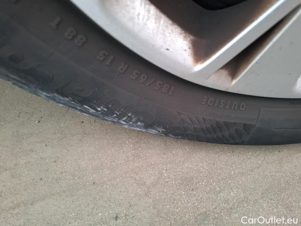  Peugeot  208 PEUGEOT  Affaire VU 5p Berline BlueHDi 75 PREMIUM PACK #28