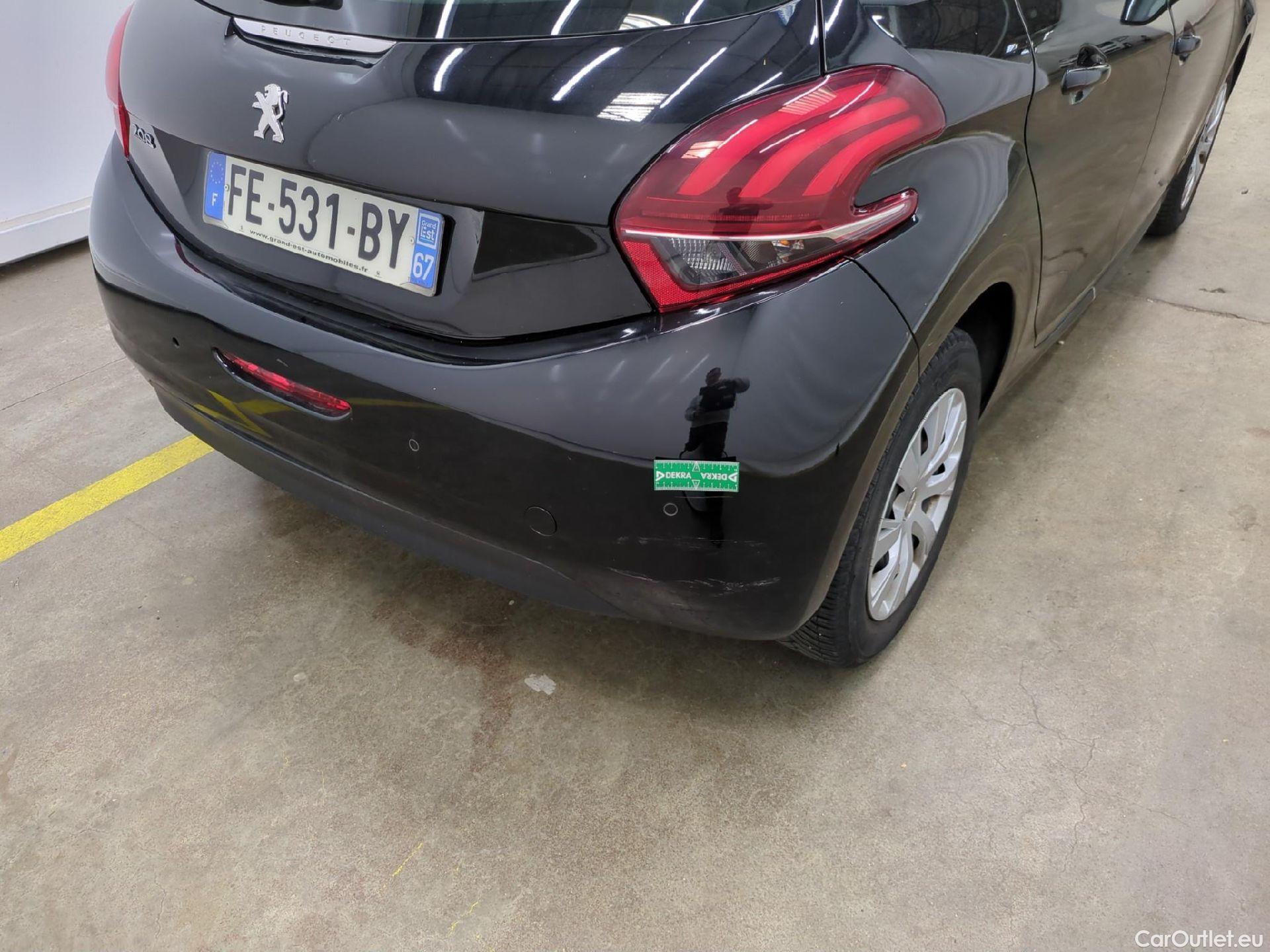  Peugeot  208  Affaire Premium Pack 1.5 HDi 100CV BVM5 E6dT #42