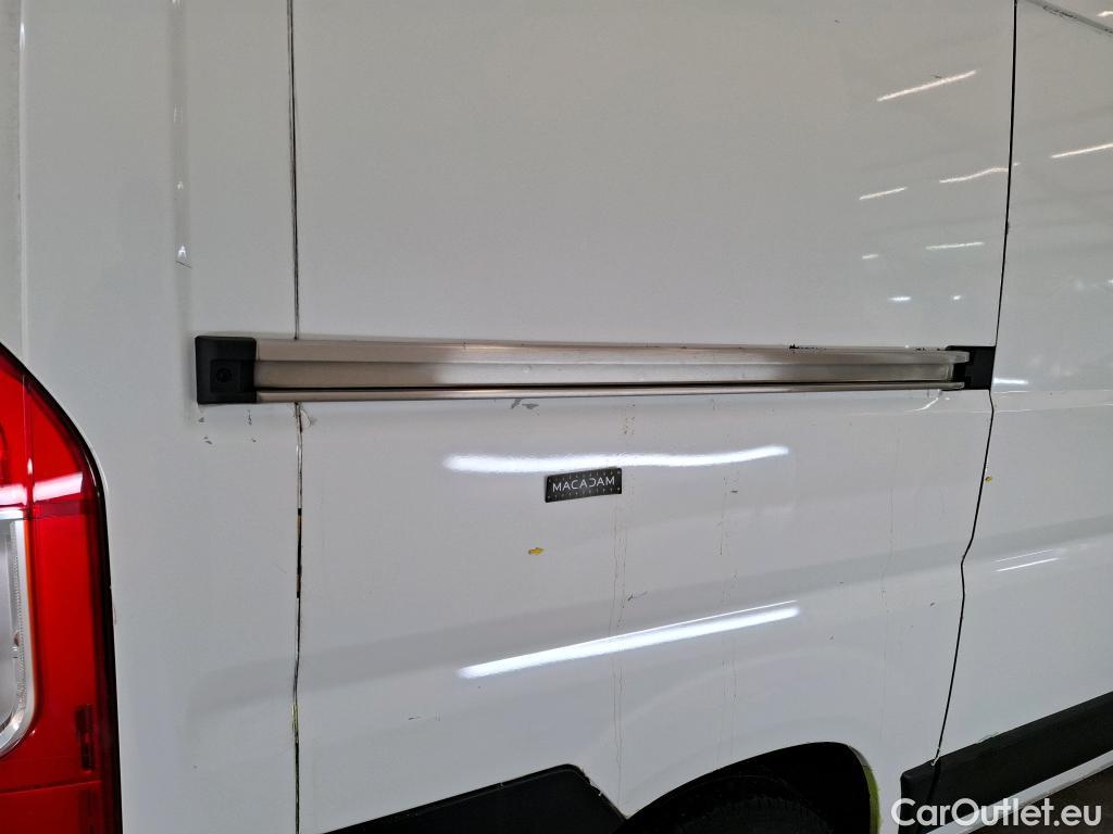  Citroen  Jumper CITROEN  VU 4p Fourgon 30 L1H1 BlueHDi 110 BVM6 Business #1