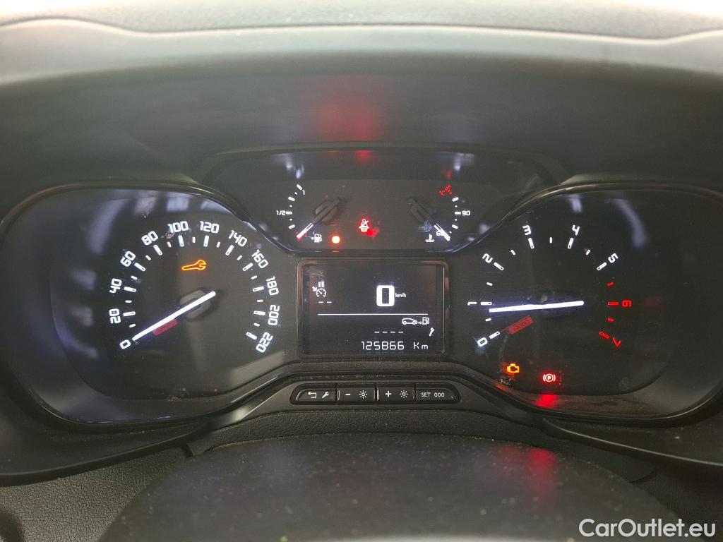  Citroen  Berlingo CITROEN  / 2018 / 4P / Fourgonnette M 650kg BlueHDi 75 S&S BVM Club #19