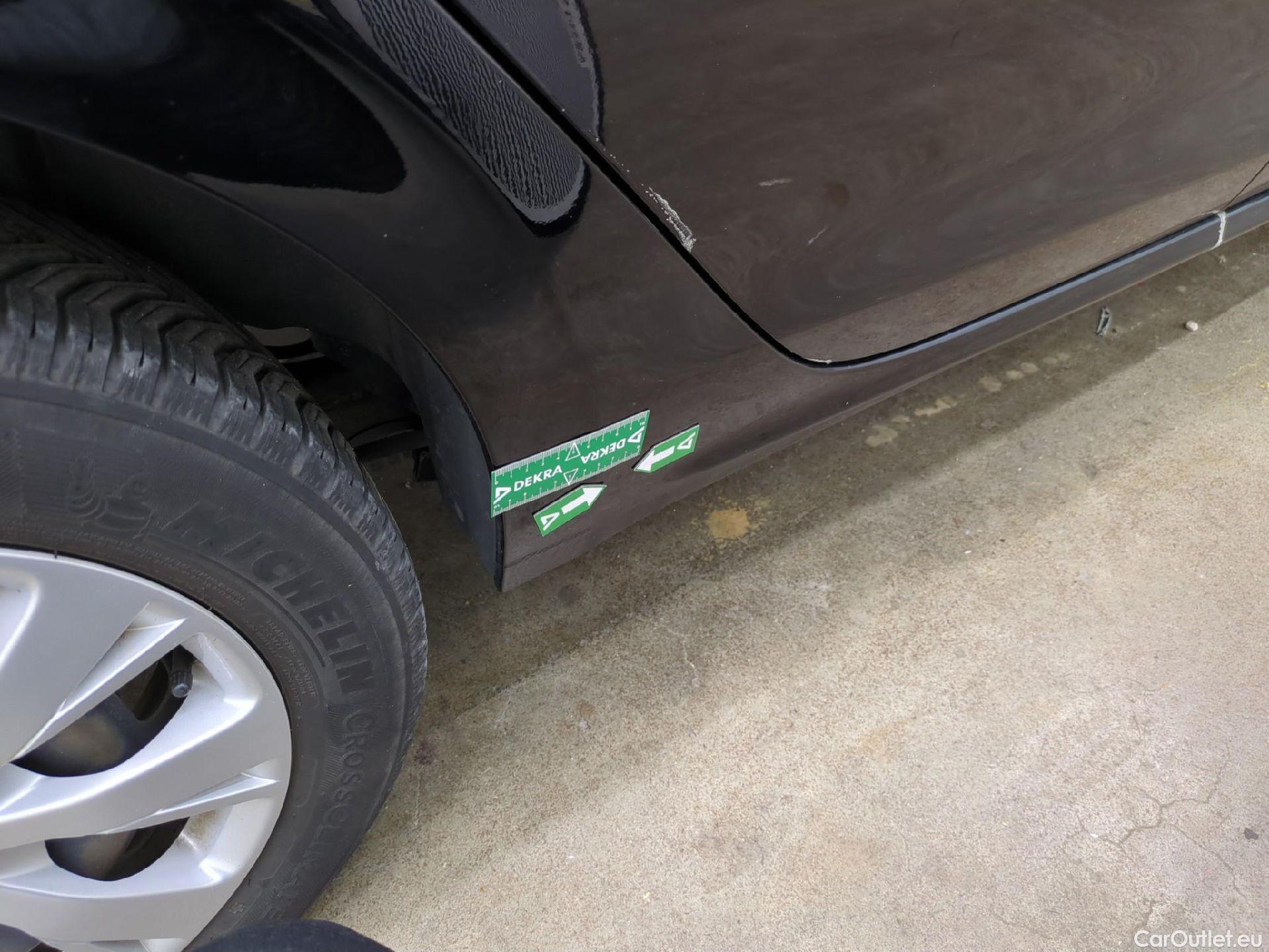  Peugeot  208  Affaire Premium Pack 1.5 HDi 100CV BVM5 E6dT #8